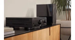 Denon PMA-1700NE Zwart