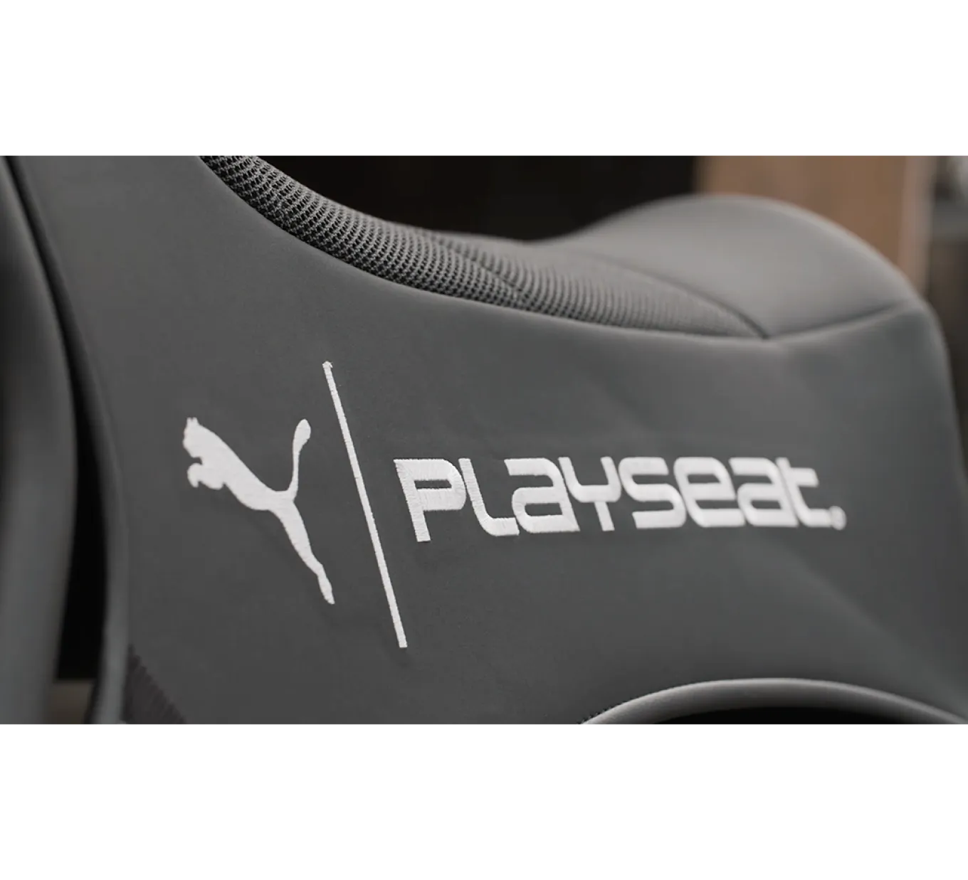 Playseat® | PUMA Active Gaming Seat Black Buitenkansje
